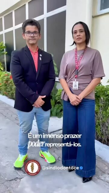 O Sindiodonto acompanhou, ontem (05/01), a cerimônia de posse dos novos conselheiros e conselheiras do Conselho Estadual de Saúde - CESAU. Entre os empossados, destacamos o Dr. Oldack Sucupira, novo conselheiro representante da categoria dos cirurgiões-dentistas. 

Acompanhe nosso perfil para mais informações em breve! 

#sindiodontoce #posseconselheiros #cesau #saude #ceara