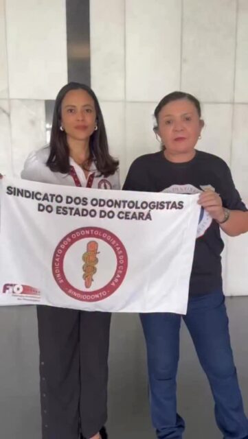 A força da nossa categoria nasce da união e se fortalece com a participação de cada filiado. ✊

A cirurgiã-dentista Ana Lúcia Barreira, do município de Caucaia, é exemplo disso: esteve em Brasília participando ativamente das mobilizações pela aprovação do piso salarial da categoria.

Atitudes como essa mostram que a luta é coletiva e que cada voz faz diferença na conquista de direitos e valorização profissional.

Nosso reconhecimento e agradecimento a quem não mede esforços por toda a classe!

Juntos, somos mais fortes. 💪

@dentistas_do_sus2

#SindiodontoCE #ValorizaçãoProfissional #PisoSalarial #CirurgiõesDentistas #LutaColetiva