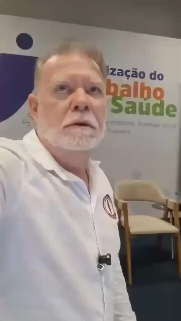 No dia 26/05/28, a dr. Celyton Magalhães representou o Sindiodonto e a FIO no Seminário de valorização do trabalho promovido pela SGTES/MS em Brasília, cuja temática abordada foi a desprecarização no serviço público. 

Após a elaboração do protocolo 12/2025 pela MNNPSUS que institui as diretrizes nacionais para a criação da Carreira Única Interfederativa do SUS e a resolução 799/2026 do Conselho Nacional de Saude que acatou de forma integral a proposta, a pauta tem como objetivo enfrentar problemas históricos na gestão do trabalho e do profundo processo de precarizacao que acomete o Sistema Único de Saúde atualmente. 

A FIO tem se empenhado em prol da atualizacao da Lei 3999/61 como pauta prioritária dos cirurgiões-dentistas através do PL 1365/22, sem prejuízo da luta pela criação e implementação da  Carreira Única Interfederativa do SUS como demanda histórica da Federação. 

Por fim, a FIO defenderá que a tabela salarial da Carreira cumpra a legislação de todas aquelas profissões regulamentadas em lei.