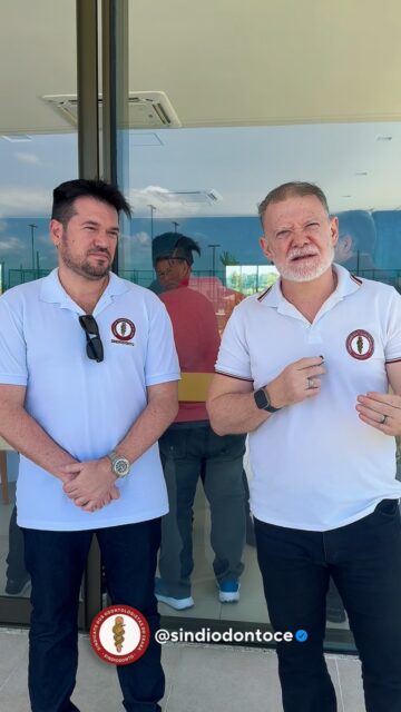 Hoje, 5 de agosto, Cleyton Magalhães e Delano Maia representaram o Sindiodonto Ceará em Caucaia, durante o almoço em comemoração à conquista do Piso Salarial dos cirurgiões-dentistas do município.

Esse é um marco histórico para a categoria, resultado da união, da mobilização e da luta coletiva em defesa da valorização profissional.

O Sindiodonto parabeniza todos os cirurgiões-dentistas de Caucaia por essa importante conquista e celebra mais esse avanço para a Odontologia.

O Sindiodonto seguirá presente e atuante na defesa da saúde bucal e na valorização dos cirurgiões-dentistas, trabalhando por novas conquistas e pela garantia dos direitos da categoria.